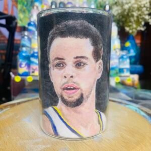 Realistic portrait of a football star, with a diameter of 6.5 centimeters and a height of 10 centimeters